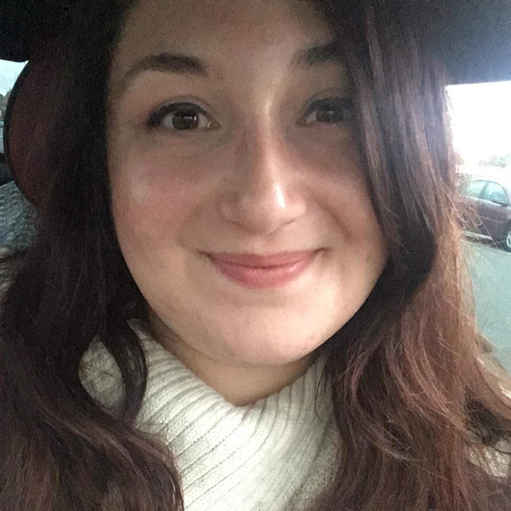 Meet your Posher, Alicia